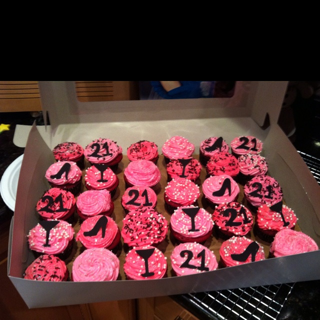 21St Birthday Cupcake Ideas
 Best 25 21st birthday cupcakes ideas on Pinterest