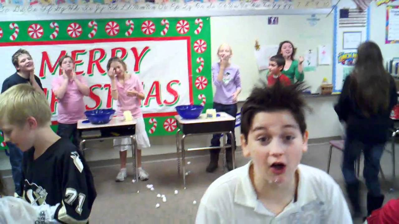 5Th Grade Holiday Party Ideas
 Lilley s 5th Grade Christmas Party Snowball Relay