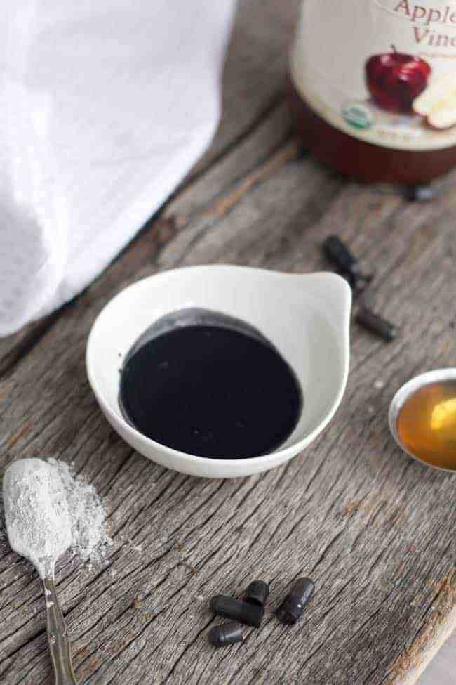 Activated Charcoal Face Mask DIY
 3 Ways To Add Activated Charcoal To Your Beauty Routine