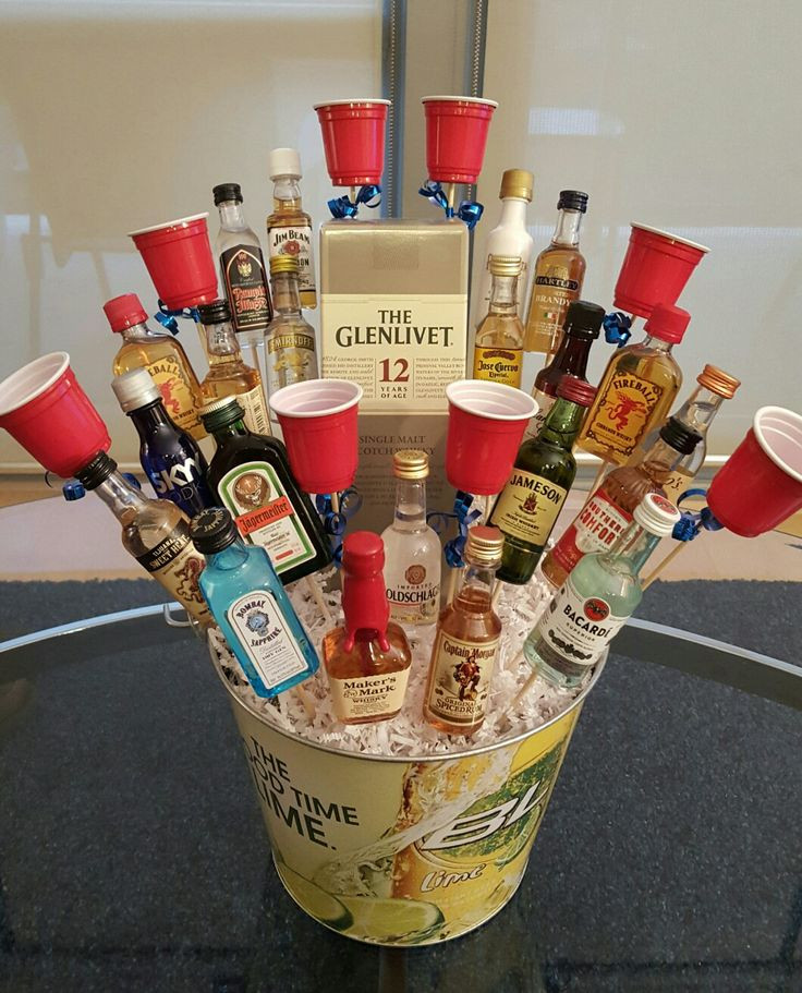 Alcohol Gift Basket Ideas
 25 best ideas about Liquor Bouquet on Pinterest