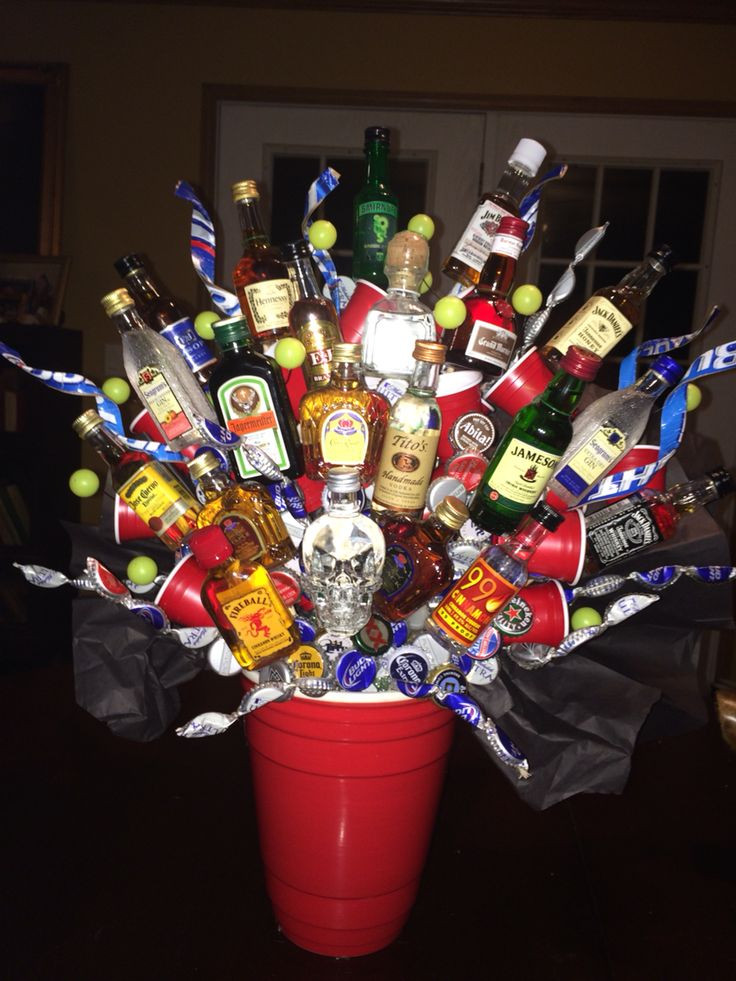 Alcohol Gift Basket Ideas
 Best 25 Alcohol ts ideas on Pinterest