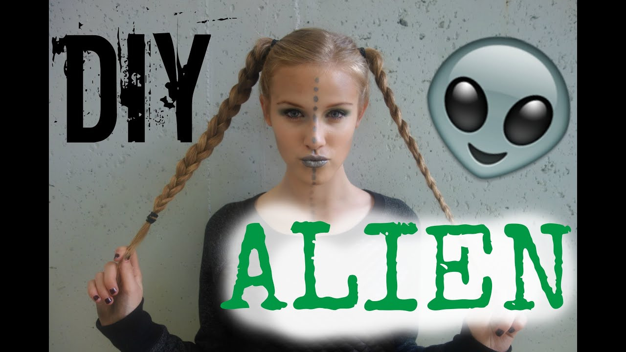 Alien Costume DIY
 DIY Alien Costume Hair Makeup & Outfit