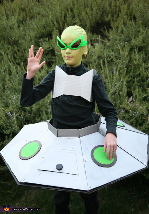 Alien DIY Costume
 Alien in his Spaceship DIY Halloween Costume