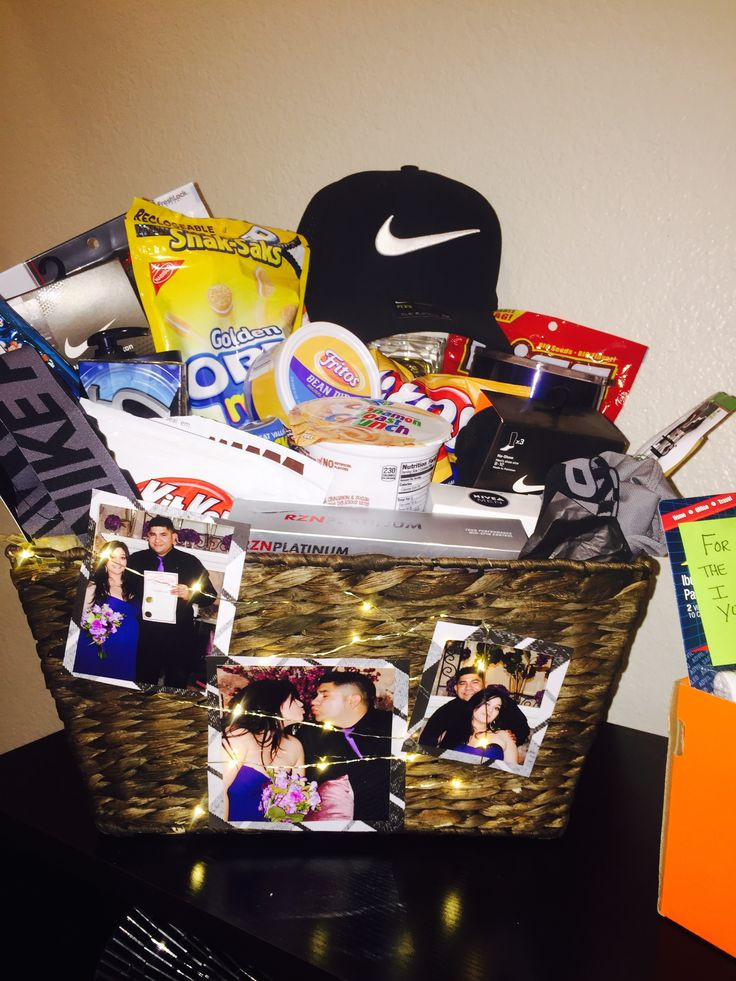 Anniversary Gift Basket Ideas
 Best 25 Boyfriend t basket ideas on Pinterest