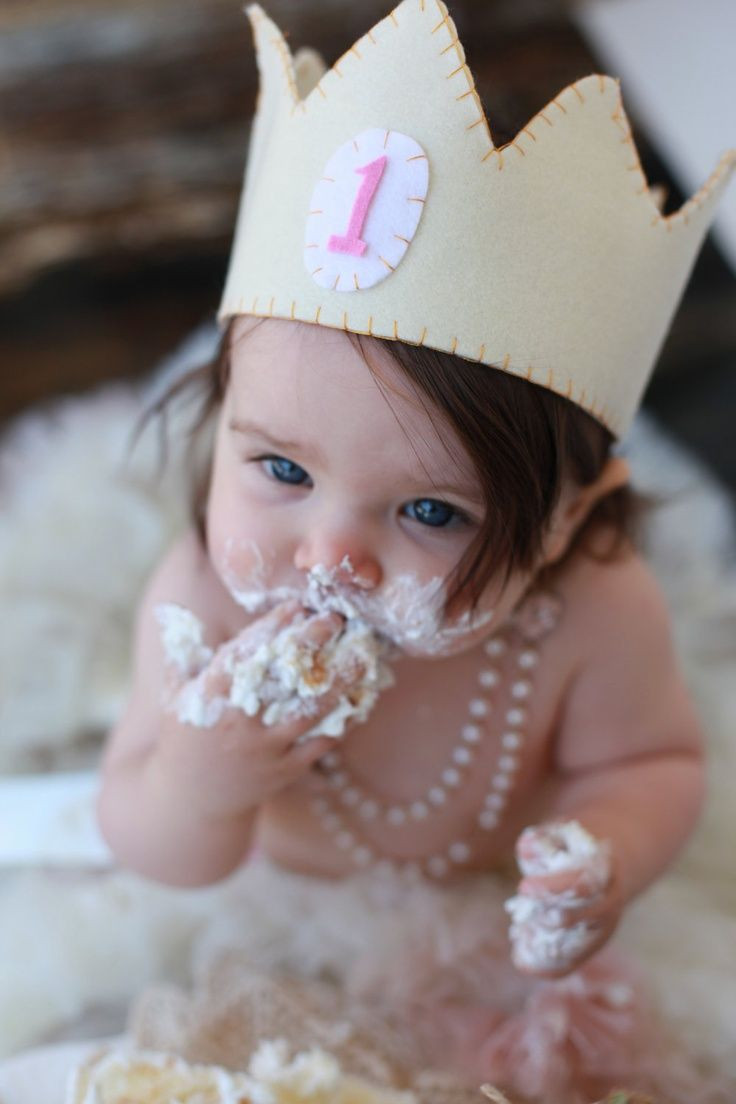 Baby First Birthday Gift Ideas For Her
 22 Fun Ideas For Your Baby Girl s First Birthday Shoot