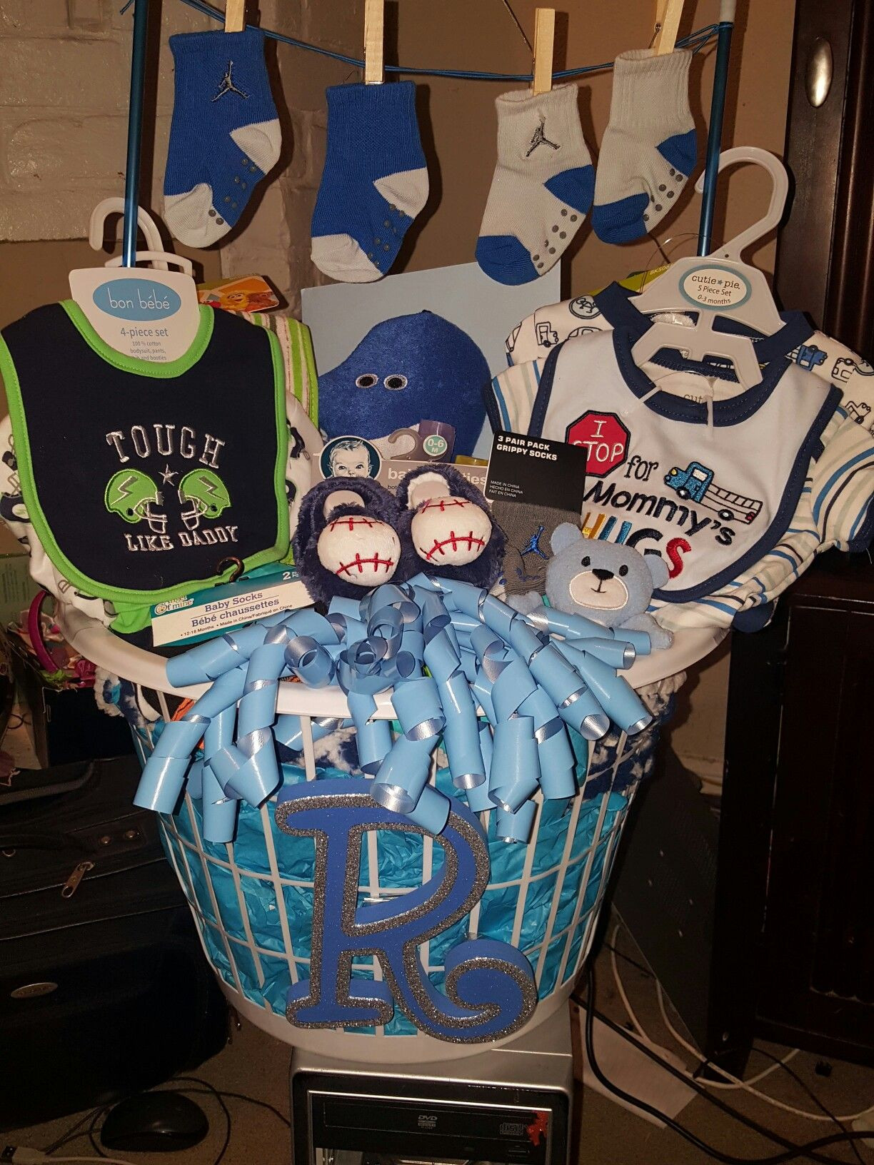 Baby Gift Ideas For Boys
 Babyshower basket baby ts in 2019