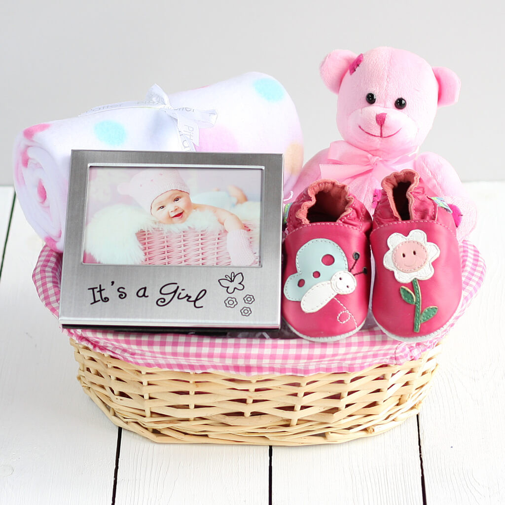 Baby Gift Ideas For Girl
 Girl s Beautiful New Baby Gift Basket Newborn Baby Hamper
