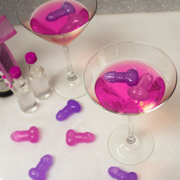 Bachelorette Party Drinks Ideas
 1000 images about Bachelorette Party Cocktails on