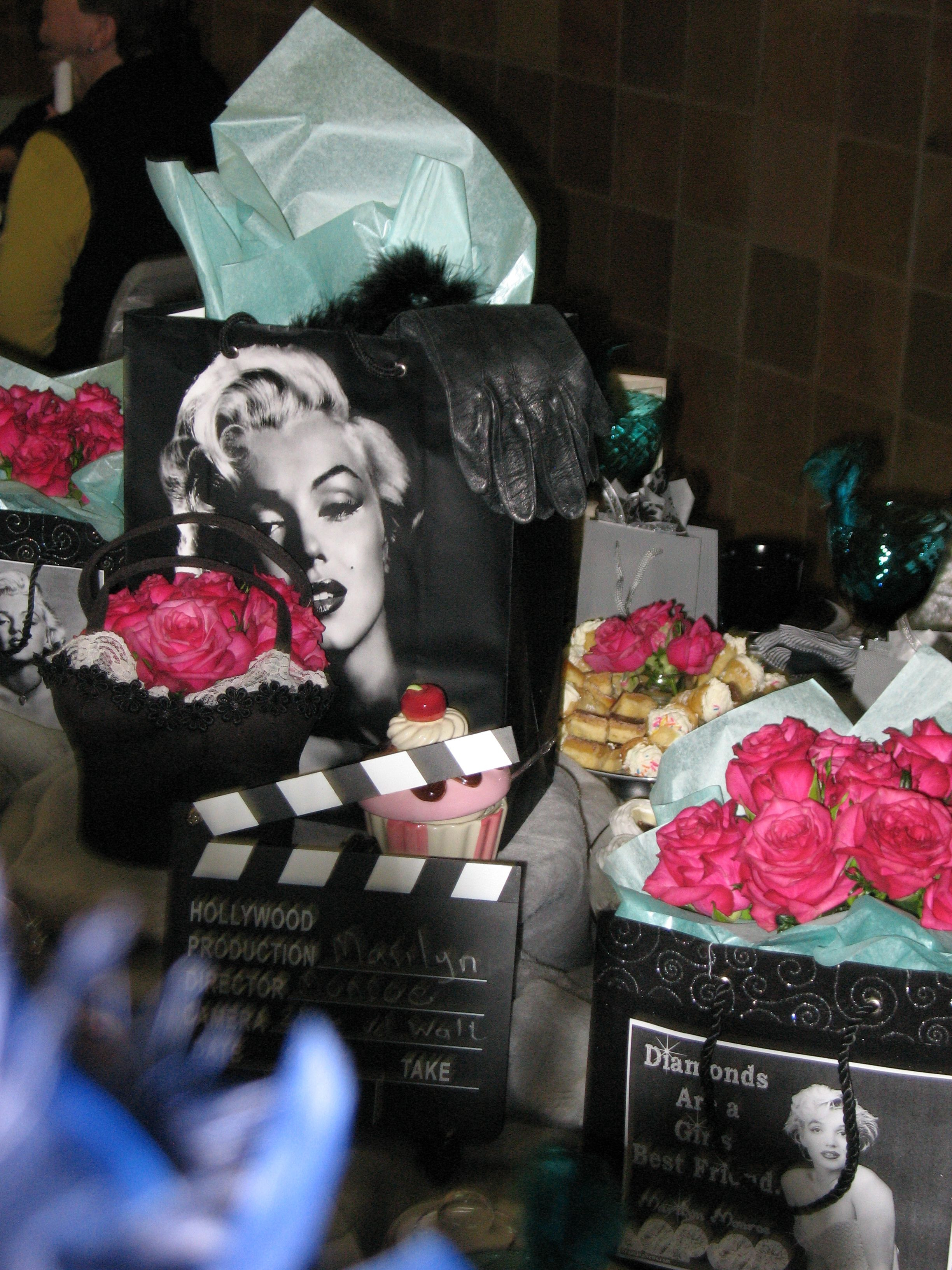 Bachelorette Party Ideas Hollywood
 Theme Marilyn Monroe DecoChic Pinterest