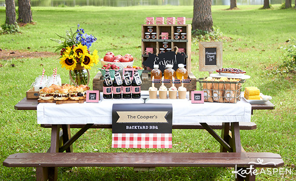 Backyard Cookout Party Ideas
 5 Festive Fourth of July Picnic Ideas
