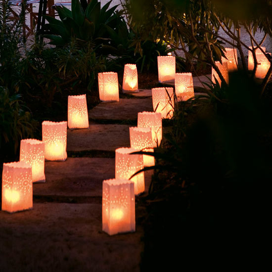 Backyard Lighting Ideas For A Party
 Garden Party Decorations by a Professional Party Planner