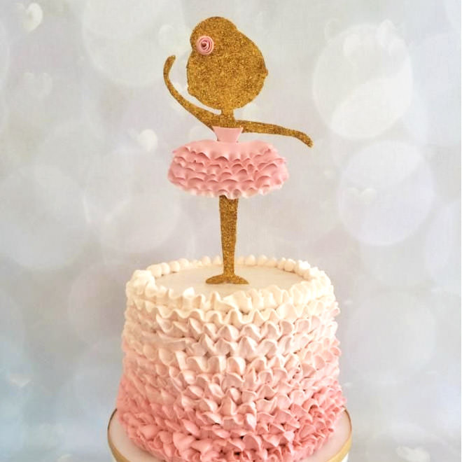 Ballarina Birthday Cake
 17 ballerina cakes for your tiny dancer