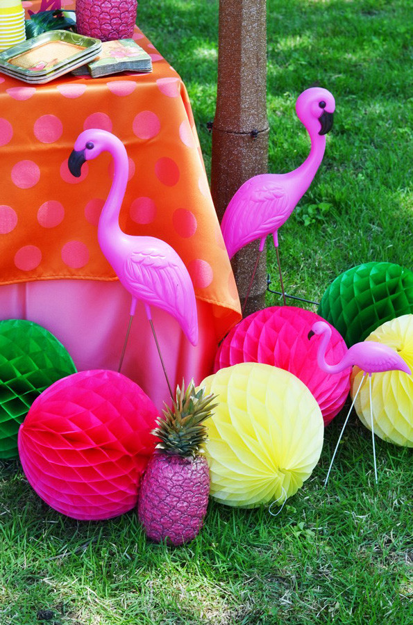 Beach Party Ideas College
 Say Aloha to Summer with this Beach Themed Party Evite