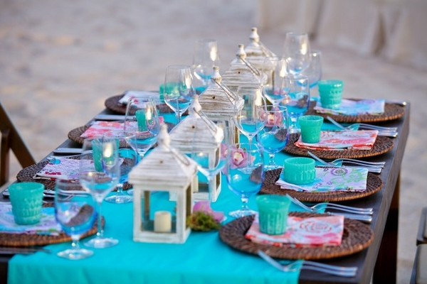 Beach Theme Party Decorating Ideas
 Inspirational ideas table runners and decorations for