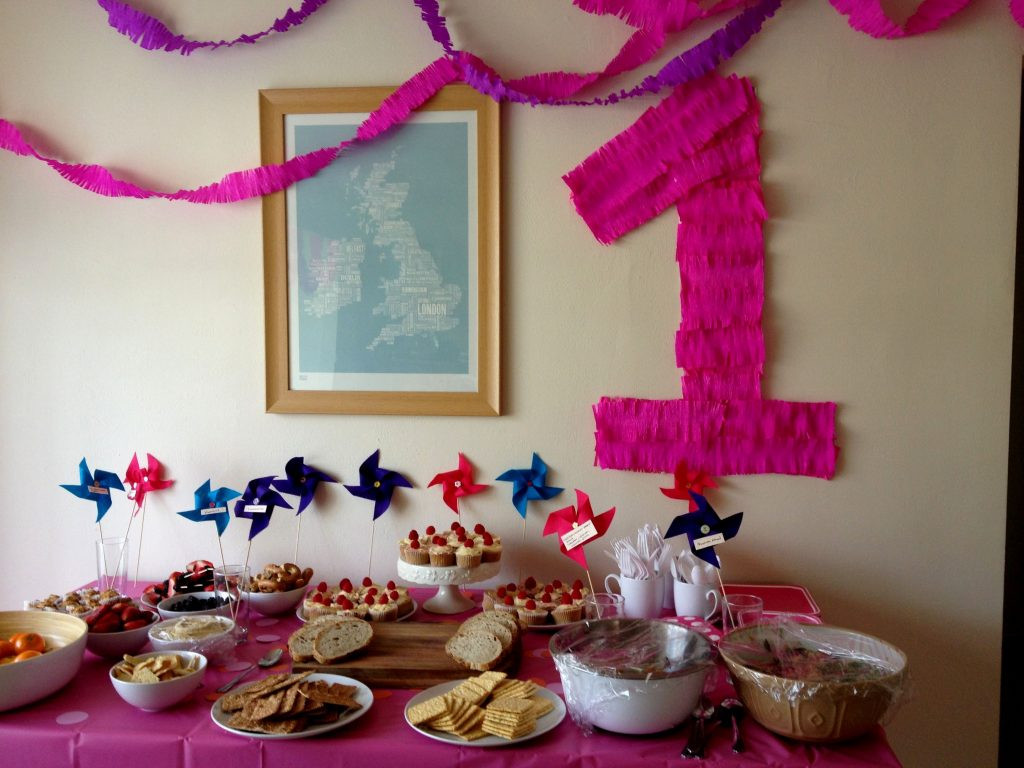 Birthday Decorations Ideas At Home
 Fresh First Birthday Decoration Ideas at Home for Girl