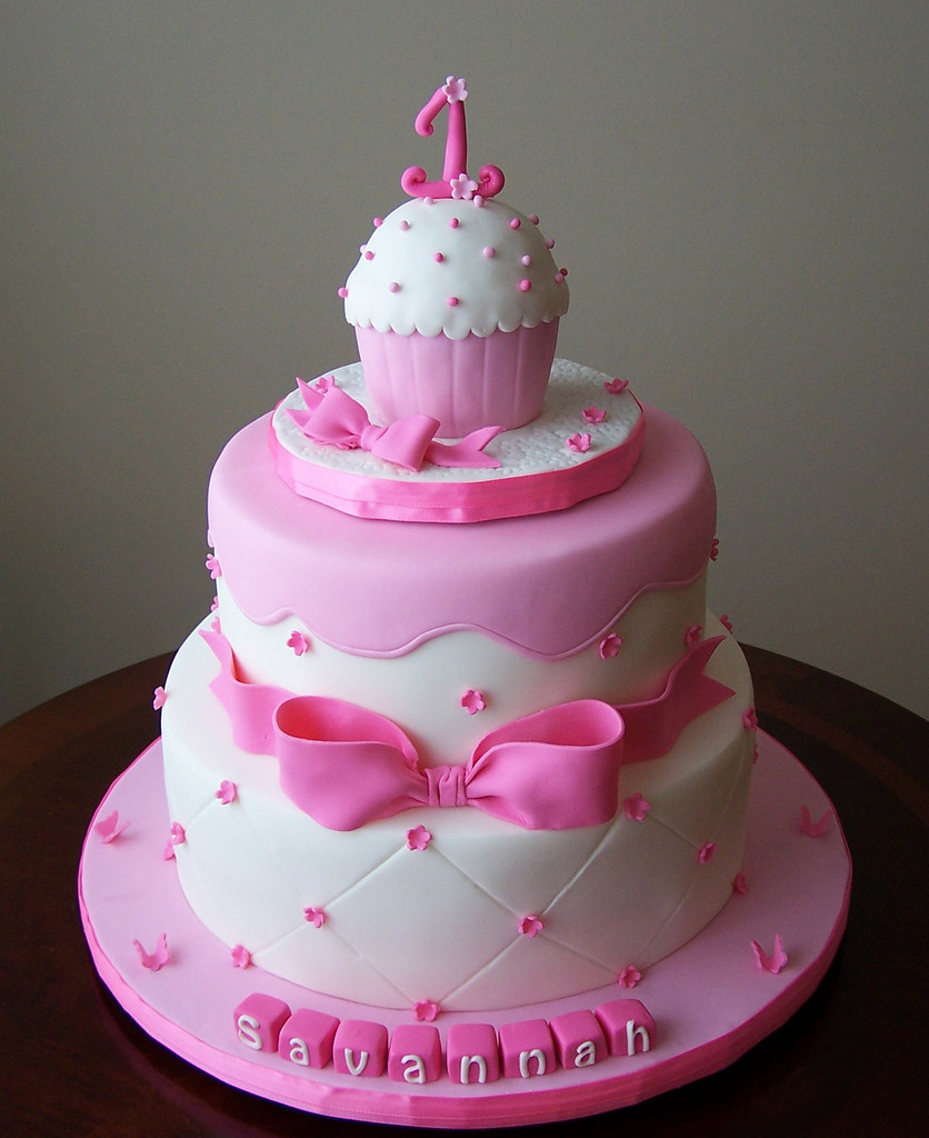 Cake Pictures For Birthday Girl
 Fabulous 1st Birthday Cake For Baby Girls