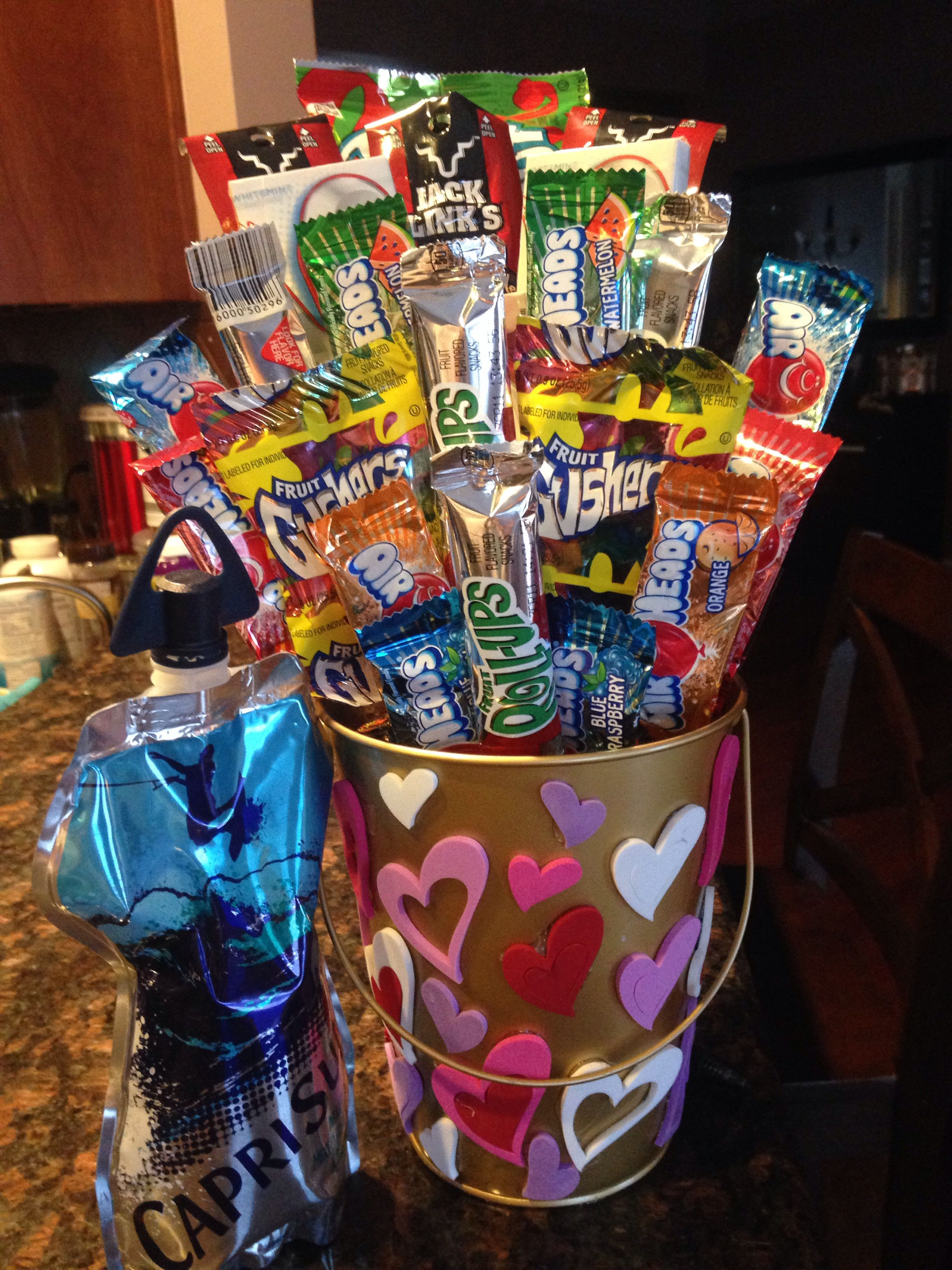 Candy Gift Basket Ideas
 My boyfriends candy basket for valentines day ️