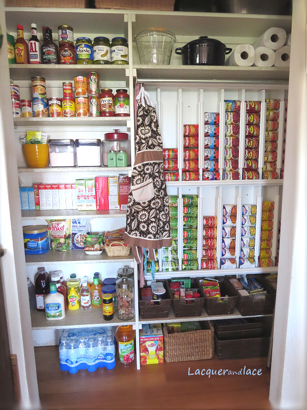 Canned Food Organizer DIY
 Lacquerandlace Rotating Canned Food System DIY