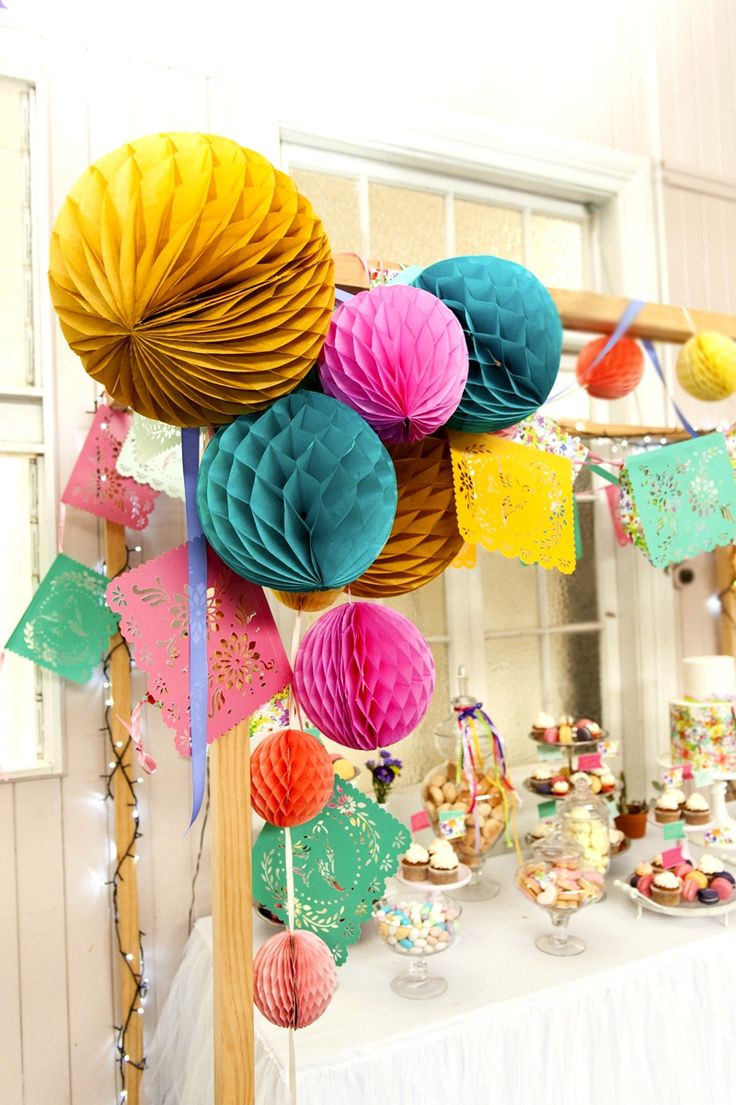 Centerpiece Ideas For Summer Party
 Best 25 Summer party decorations ideas on Pinterest
