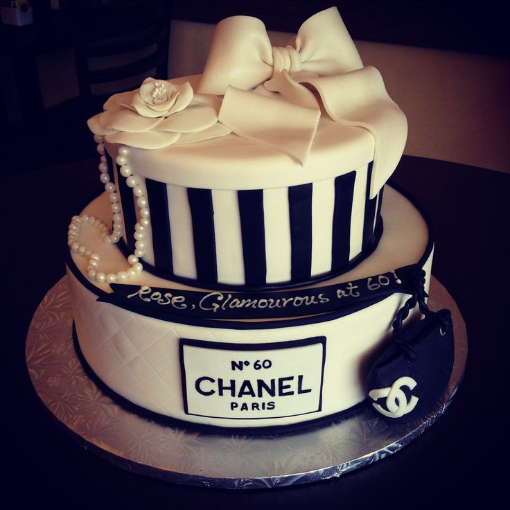 Chanel Birthday Cake
 Best 25 Chanel birthday cake ideas on Pinterest