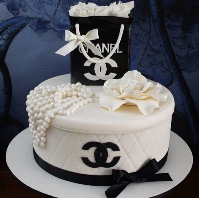 Chanel Birthday Cake
 Best 25 Chanel birthday cake ideas on Pinterest