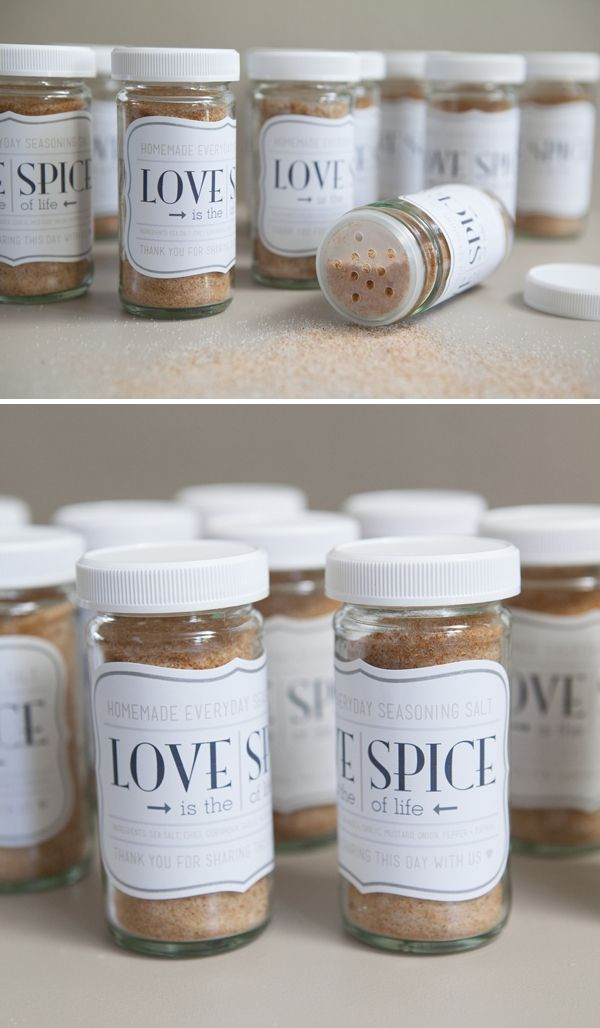 Cheap Wedding Favors DIY
 17 Best ideas about Inexpensive Wedding Favors on