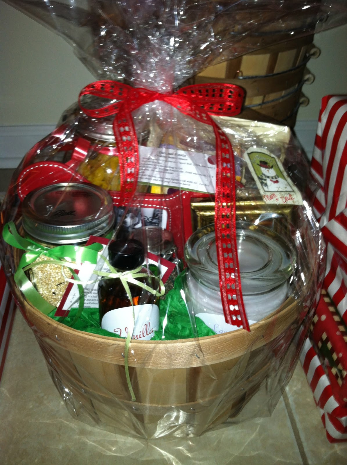 Christmas Baskets DIY
 melicipes Healthy & Homemade Gift Baskets