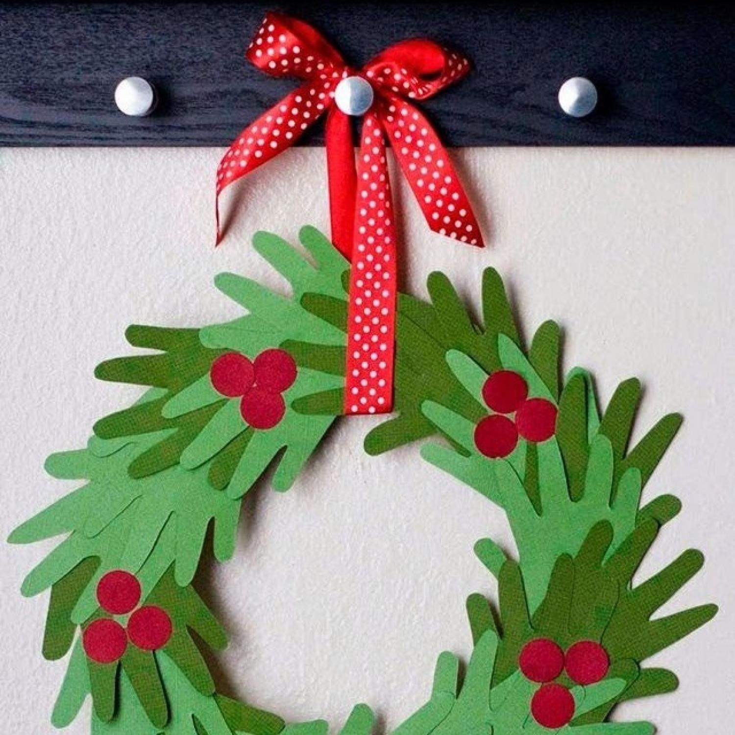 Christmas Craft Ideas For Kids
 10 Handprint Christmas Crafts for Kids