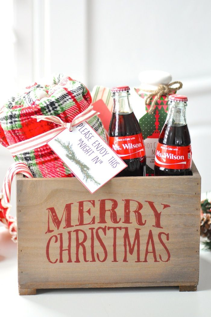 Christmas Gift Ideas For Teachers From Students
 Best 25 Teacher christmas ts ideas on Pinterest
