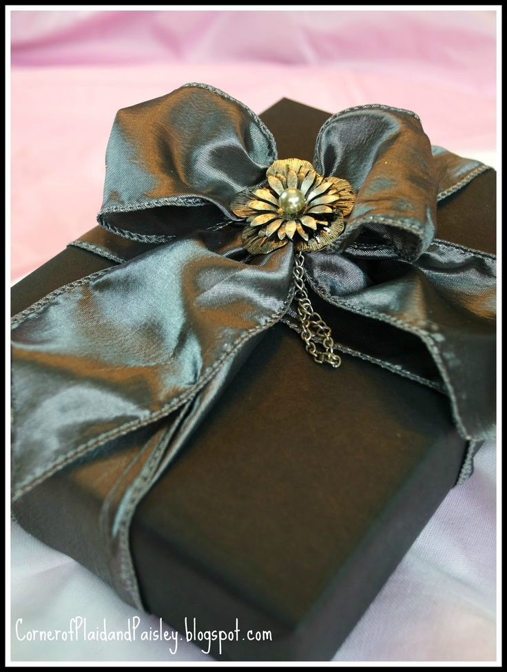 Christmas Gift Wrapping Ideas Elegant
 25 best ideas about Elegant t wrapping on Pinterest
