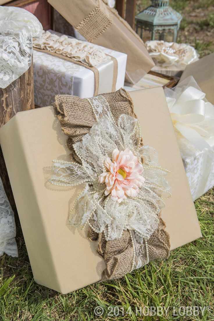 Christmas Gift Wrapping Ideas Elegant
 Best 25 Elegant t wrapping ideas on Pinterest