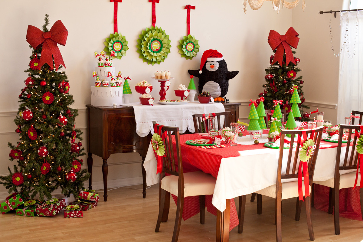 Christmas Party Ideas For Toddlers
 23 Christmas Party Decorations That Are Never Naughty