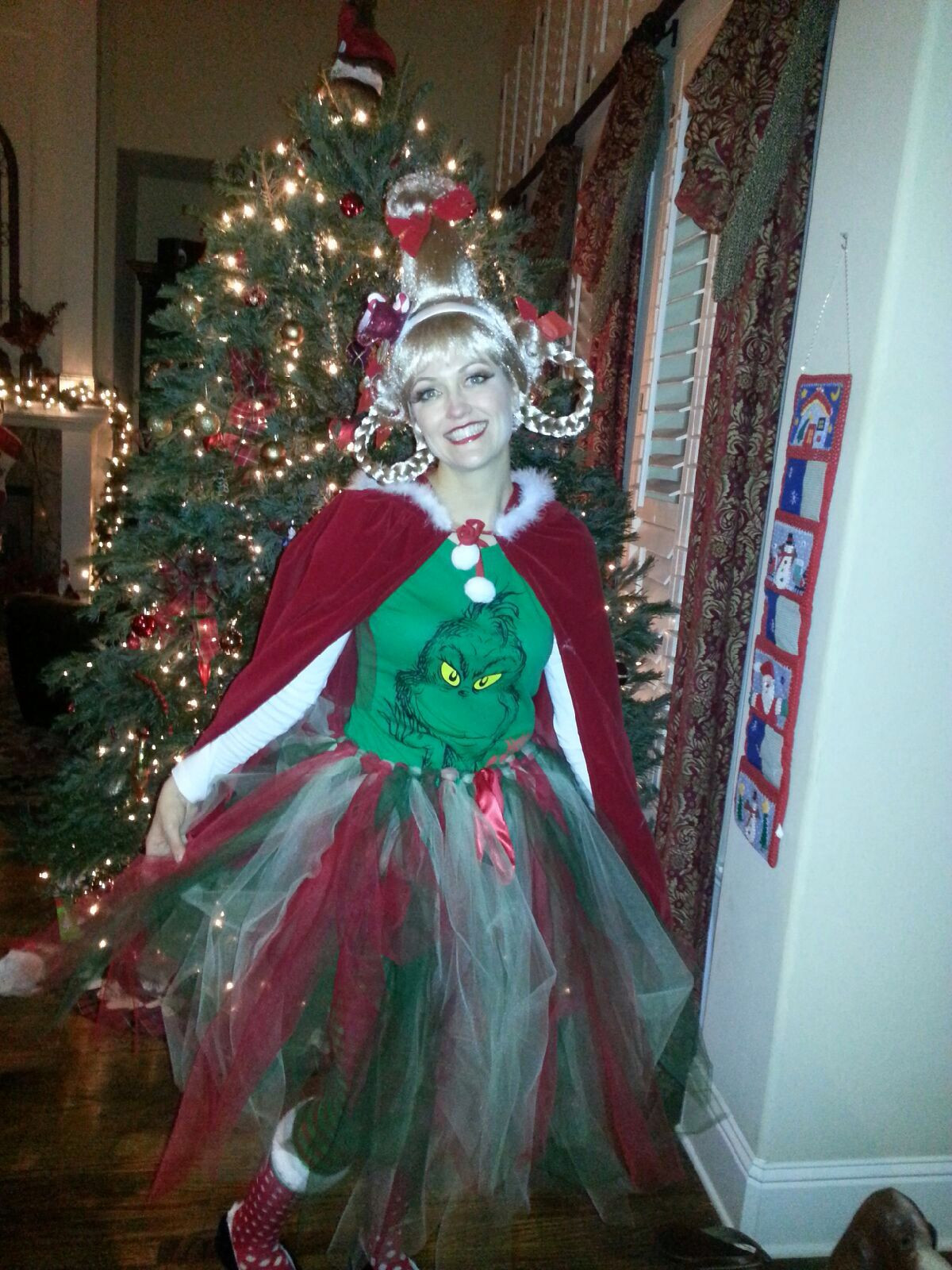 Cindy Lou Who Costume DIY
 Cindy Lou Who costume Christmas party ideas