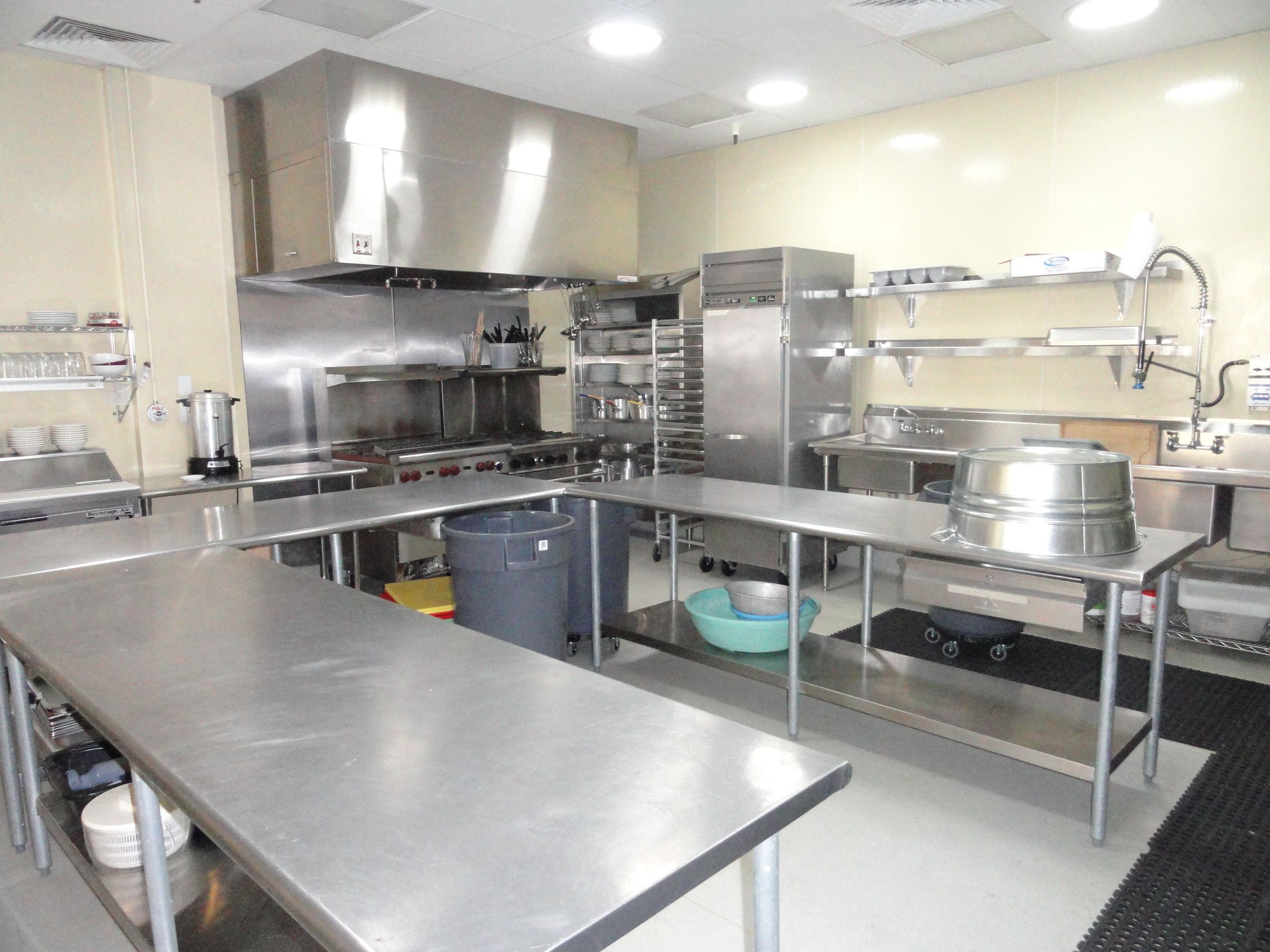 Commercial Kitchen Design
 Best 25 mercial kitchen equipments ideas on Pinterest