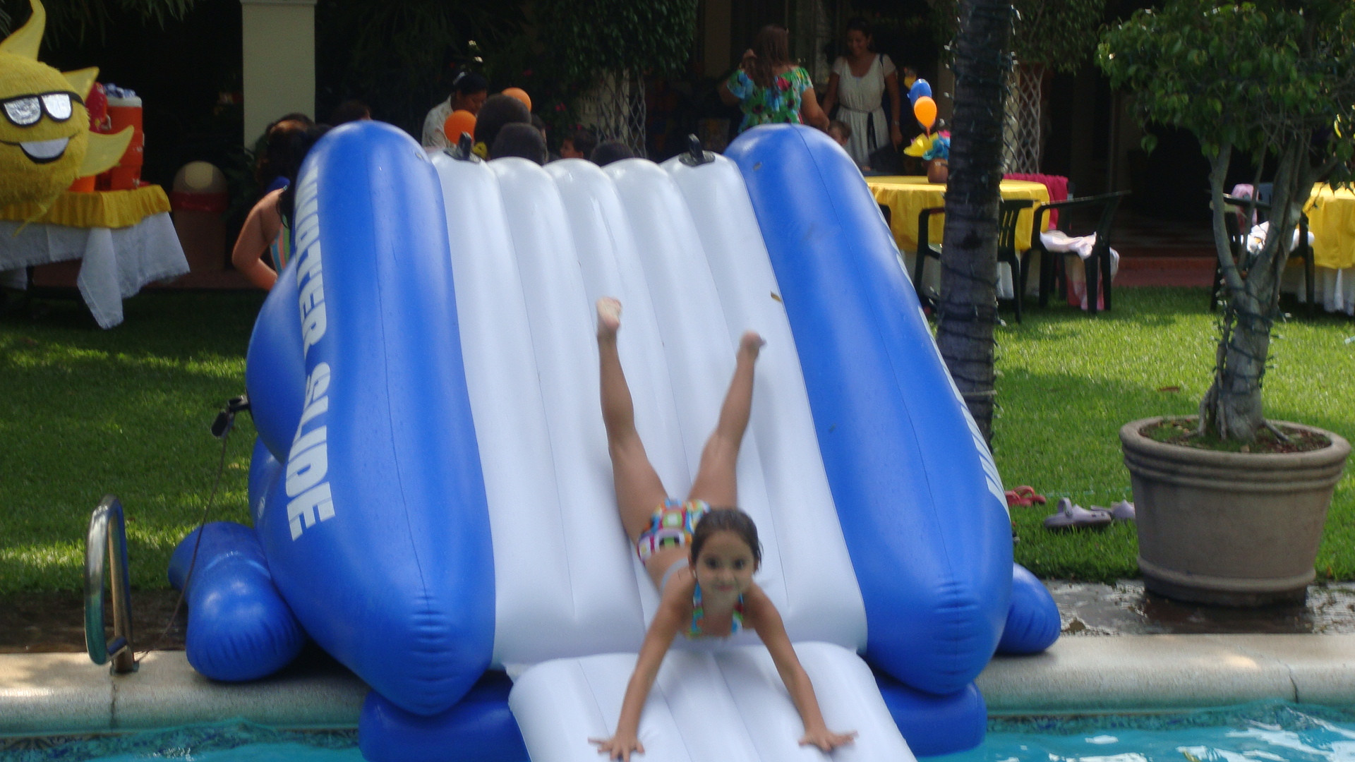 Cool Pool Party Ideas
 Ideas for a Cool Sunny Pool Party