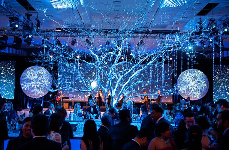 Corporate Holiday Party Ideas
 Top Reasons to Hire an Event Planner in New York to Plan