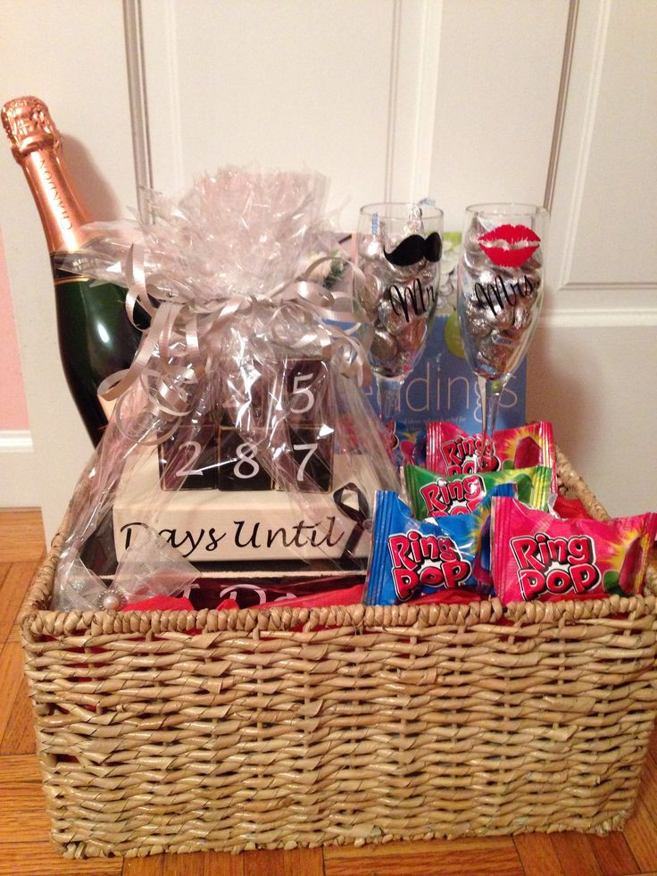 Couple Gift Basket Ideas
 1000 ideas about Engagement Gifts on Pinterest
