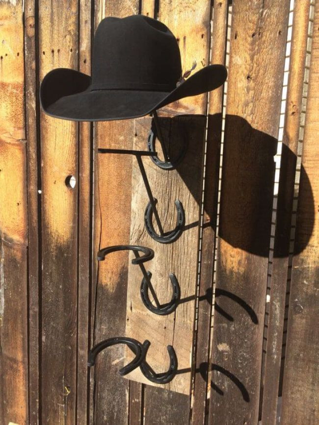 Cowboy Hat Rack DIY
 19 Creative DIY Hat Rack Ideas You Can Easily Build