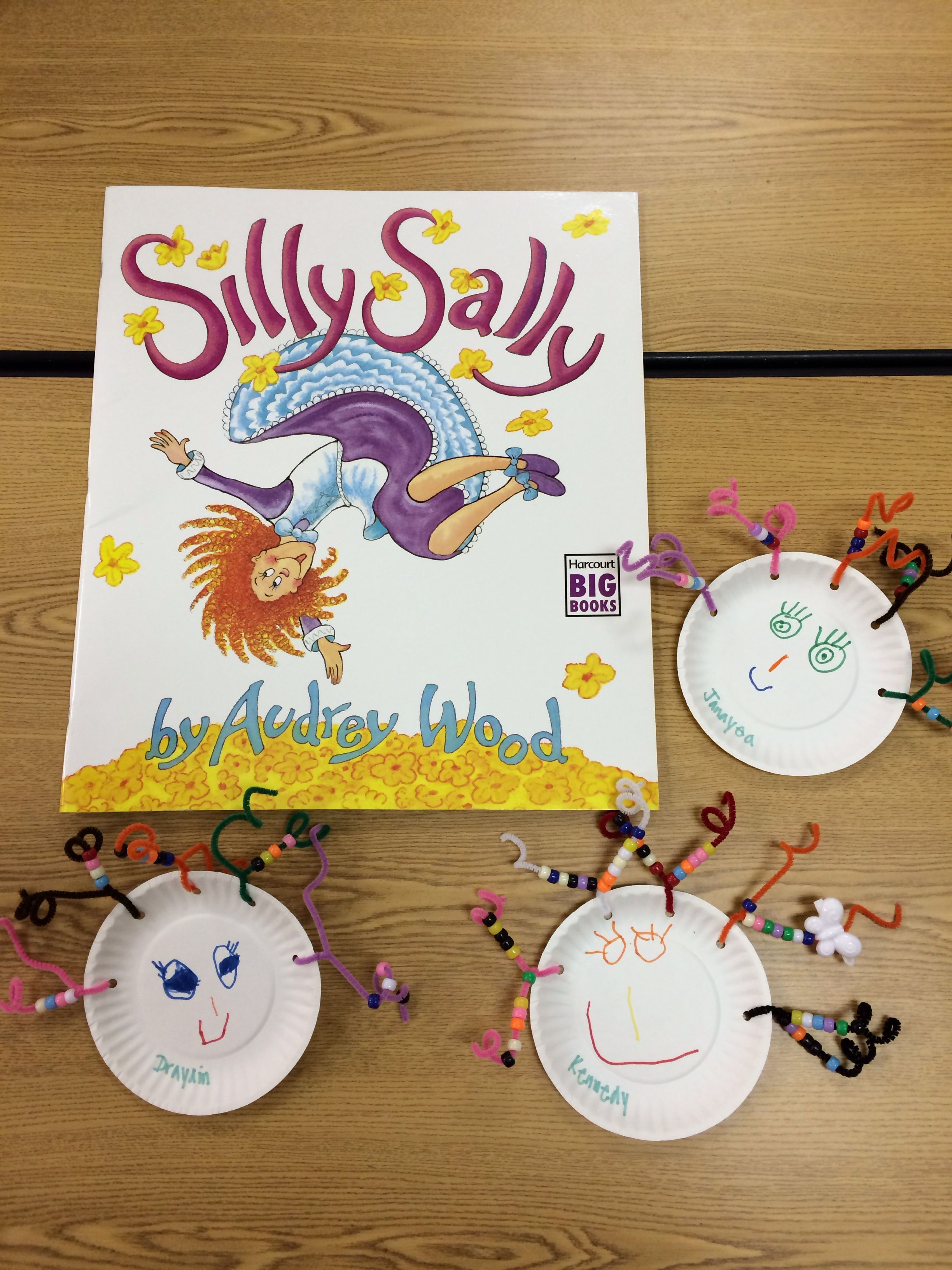 Craft Projects For Preschoolers
 Silly Sally preschool art project 3 s class