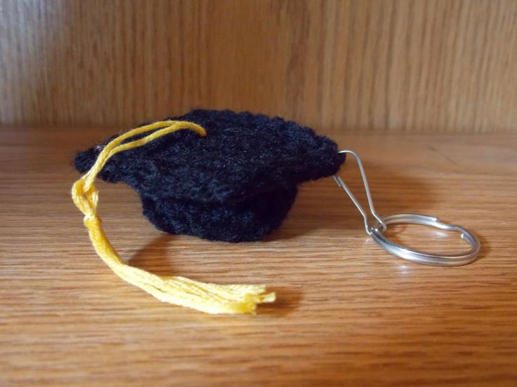 Crochet Graduation Gift Ideas
 Great Grey Crochet Graduation Cap ee pattern