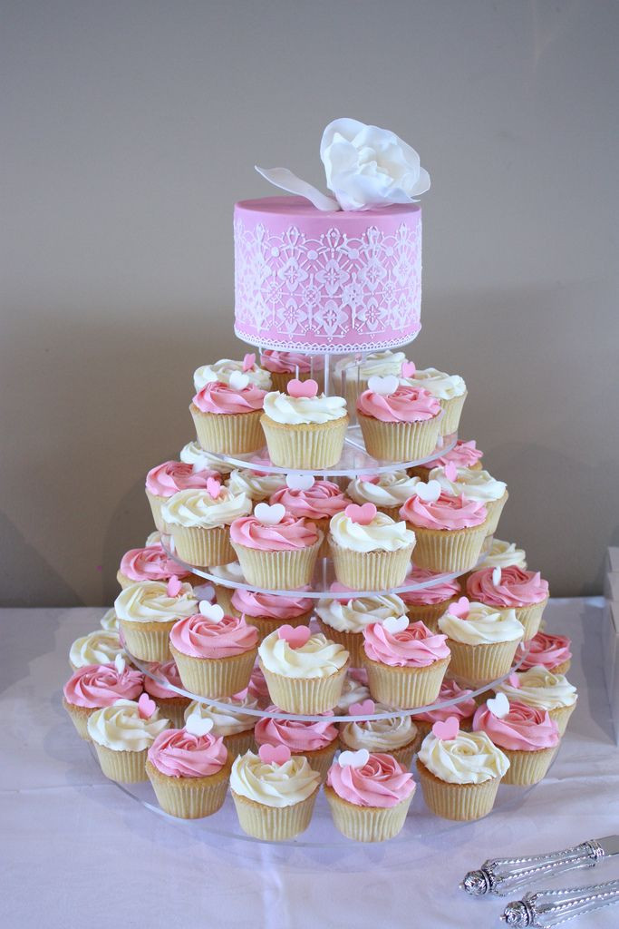 Cupcake Ideas For Engagement Party
 Best 25 Engagement party cupcakes ideas on Pinterest