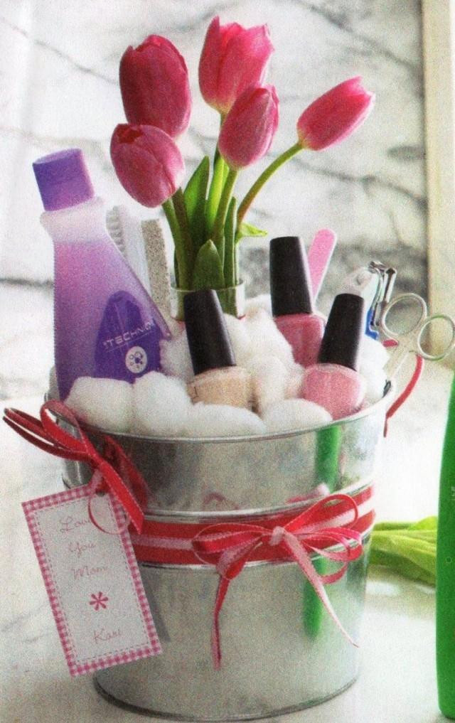 Cute Gift Basket Ideas
 DIY Mothers Day Gift Baskets to Make at Home