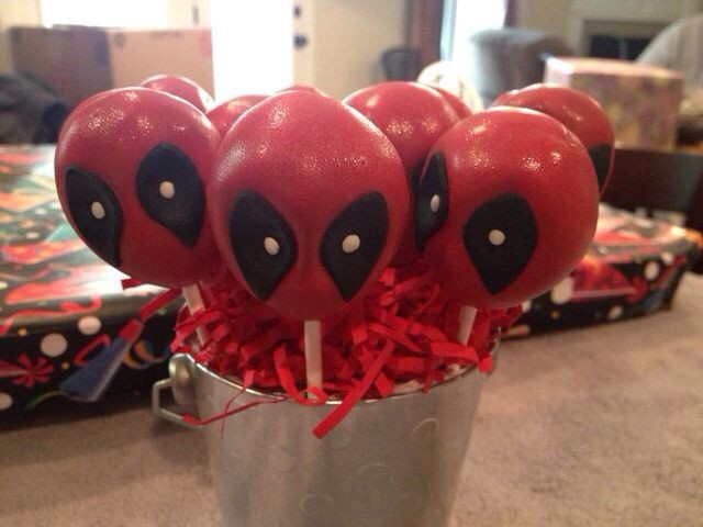 Deadpool Birthday Decorations
 17 Best images about Deadpool B day Party on Pinterest
