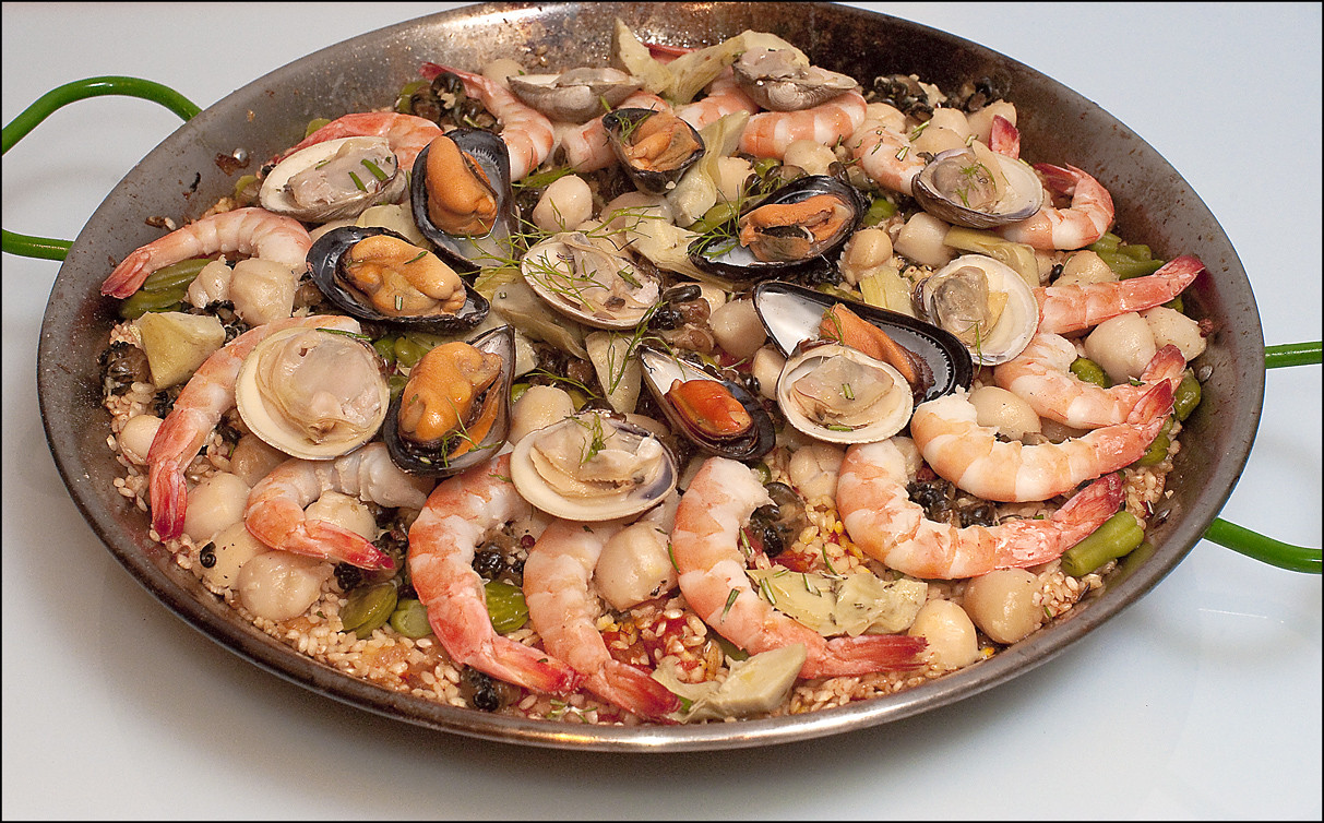 Dinner Party Food Ideas
 Dinner party recipes ideas Paella with seafood & snails