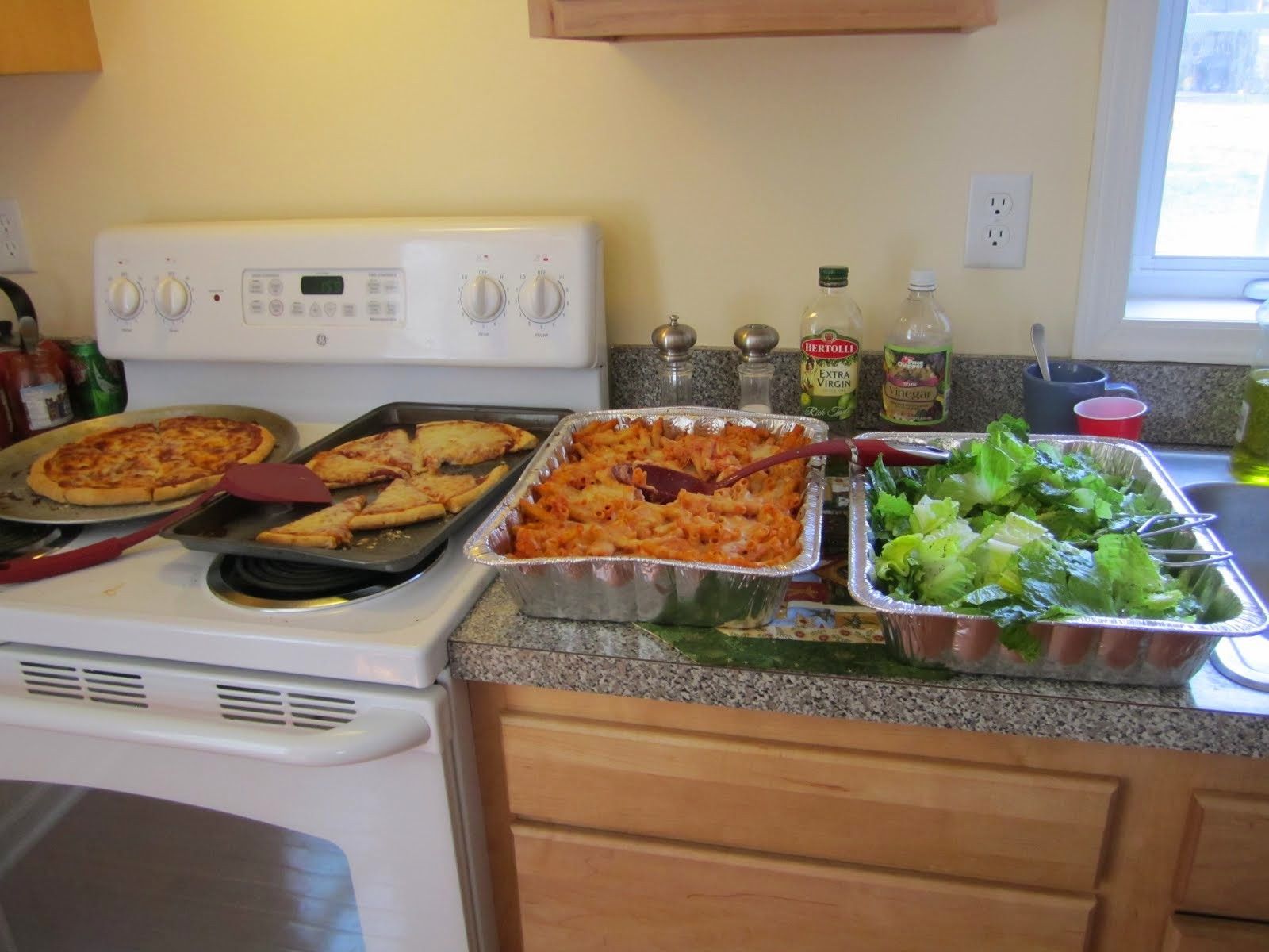 Dinner Party Ideas On A Budget
 Easy delicious and cheap baked ziti