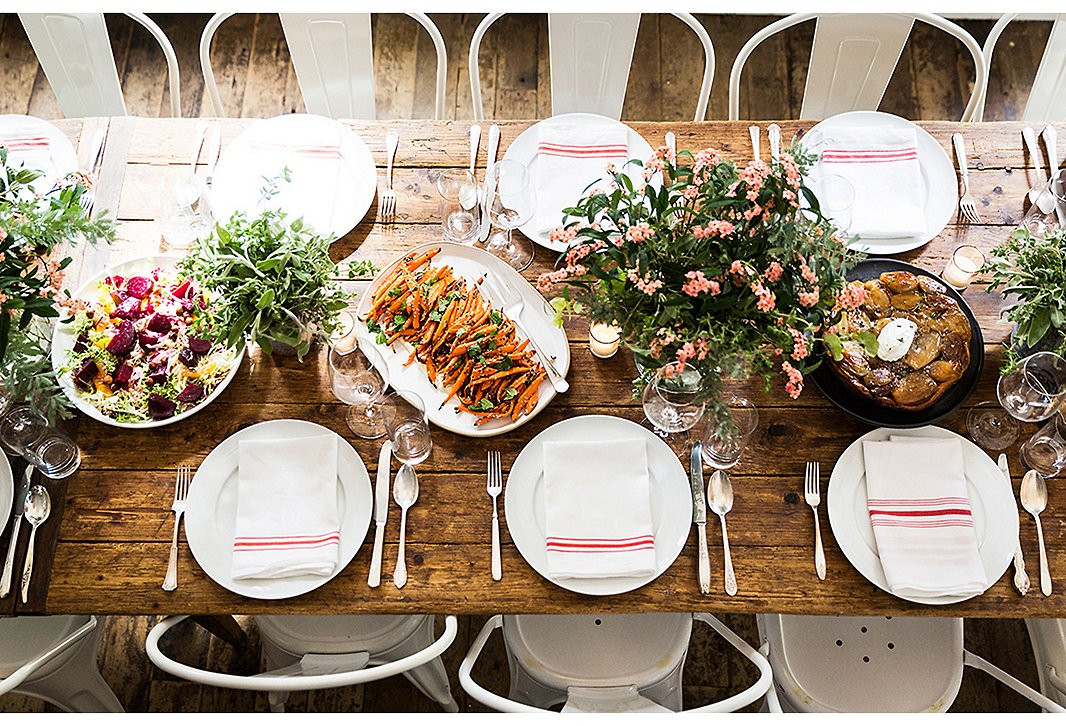 Dinner Party Table Ideas
 7 Steps to Mastering the Casual Fall Dinner Party