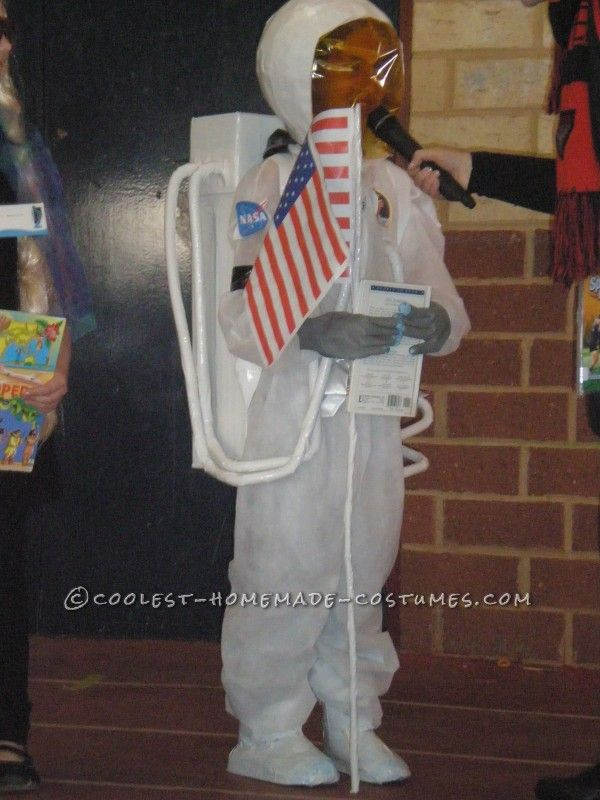 DIY Astronaut Costumes
 Homemade Astronaut Costume in Honor of Neil Armstrong