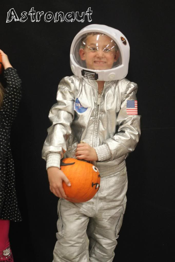 DIY Astronaut Costumes
 17 Best images about DIY costume on Pinterest