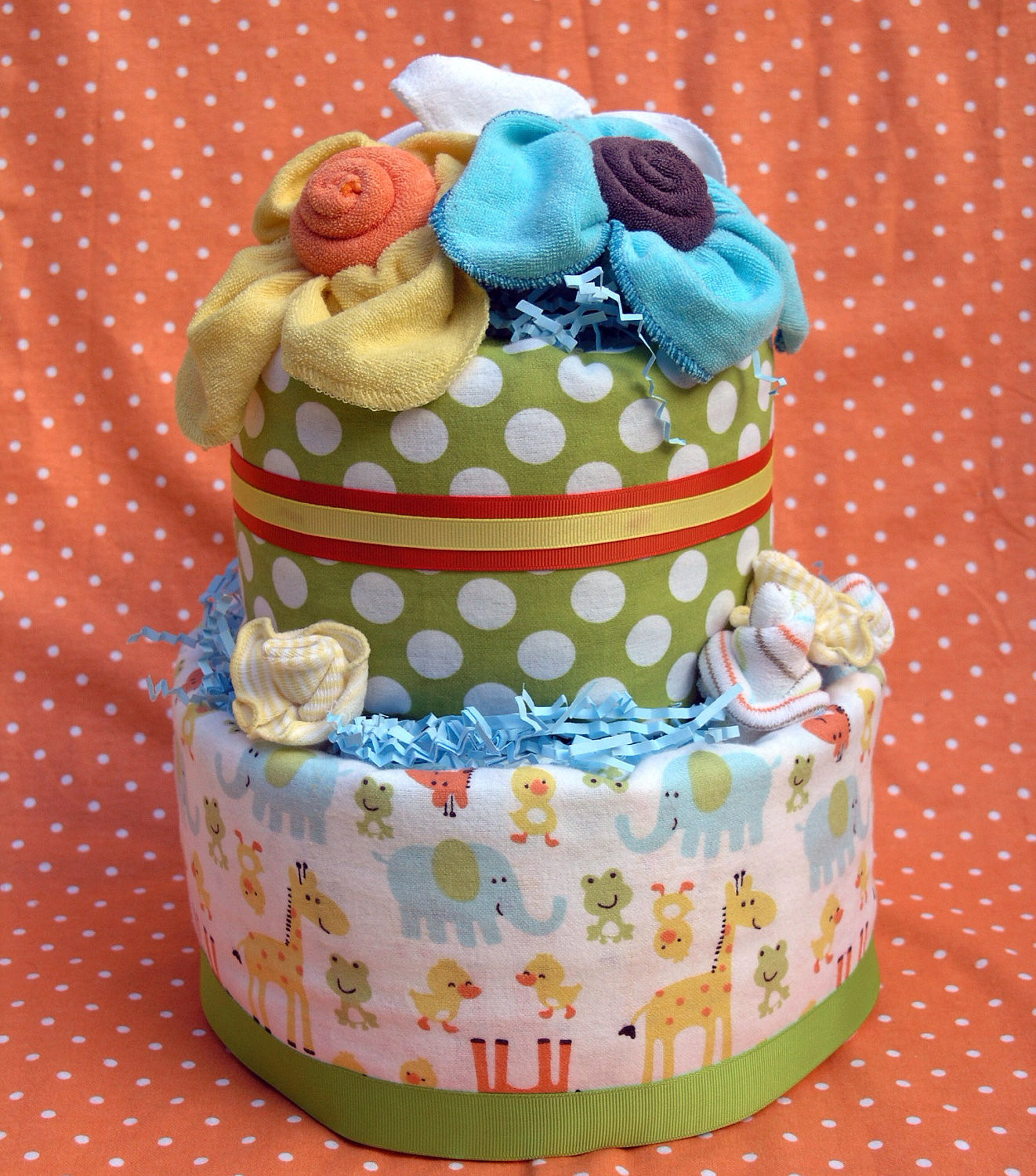 DIY Baby Shower Cake
 DIY Diaper Cakes For Baby Showers