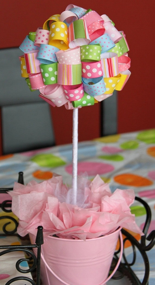 DIY Baby Shower Centerpieces For Girls
 Baby shower ideas – theme and decoration tips